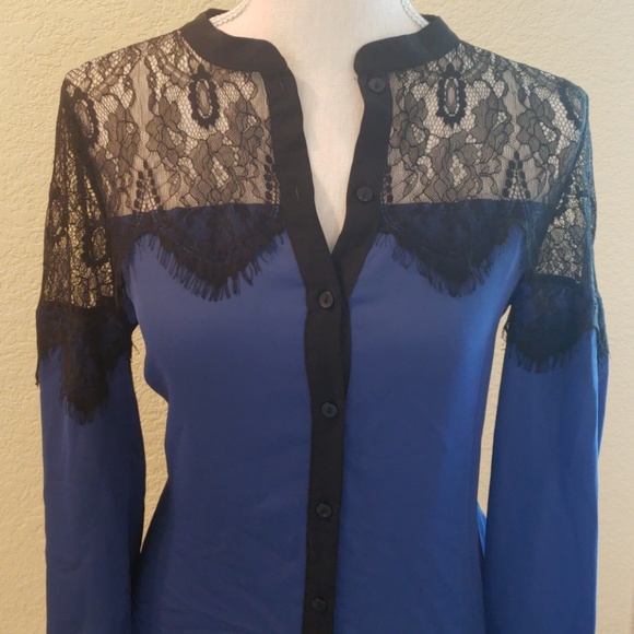 LC Lauren Conrad lace accented button up top Sz - Picture 3 of 7